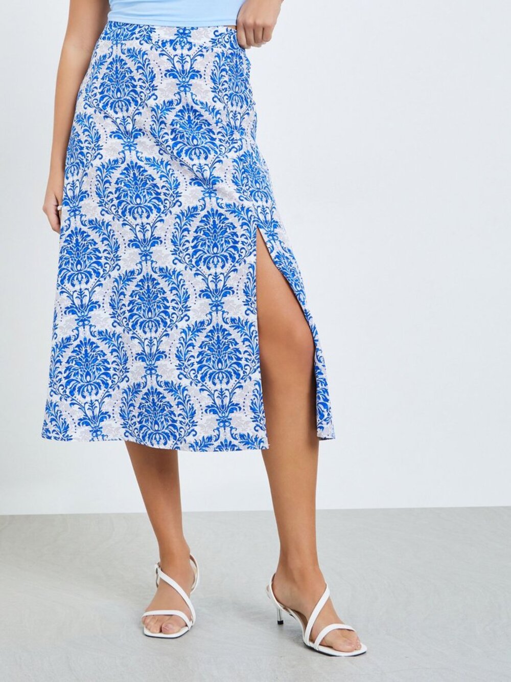 Blue & White Damask Print Midi Skirt with Front Slit | Chic Elegant Style Size S